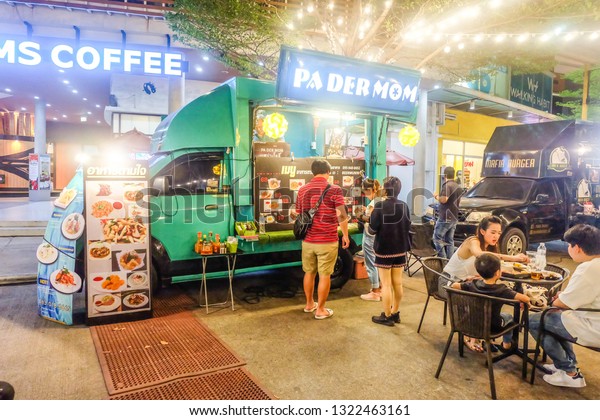 Bangkokthailanddecember 2018people Buy Meals Food Truck