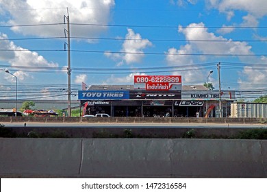 BANGKOK-THAILAND-MARCH 19 : View Of Building, Advertise Billboard & Traffic Jam On The Highway In The City Of Thailand, March 19, 2018 Bangkok, Thailand