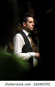 BANGKOK,THAILAND-MARCH 25: Mark Selby Of UK Waits For His Shot During 2015 World Snooker Players Championship At Montien Riverside Hotel, Bangkok On March 25,2015 In Bangkok,Thailand
