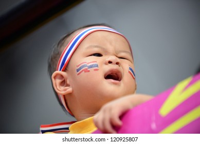 BANGKOK,THAILAND-NOVEMBER 11: Unidentified Of Thailand Supporters During The FIFA Futsal World Cup Between Thailand And Spain At Nimibutr Stadium On November 11, 2012 In Bangkok, Thailand.