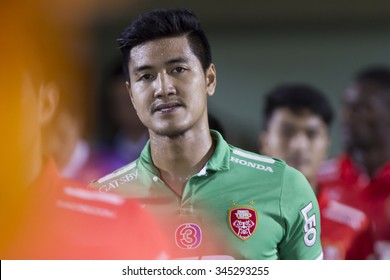 BANGKOK,THAILAND:November 2015:Somporn (GK) Of Tero In Football Toyota Thai Premier League Between BEC Tero Sasana FC And Saraburi FC At 72nd Anniversary Stadium On November,29,2015;Thailand.