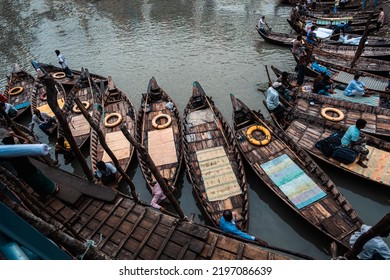 Bangladesh 04.08.2022 Dhaka River Boats