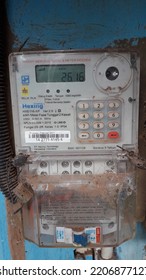 Banjarnegara, September 2022. Prepaid Electricity Meter For Home Provided By PLN (Indonesian Goverment Electricity Company) Electric Meter Or Meteran Listrik Or Dastang By PT Hexing Technology