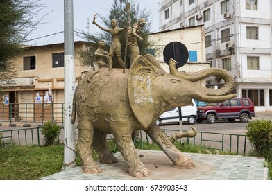 Banjul Gambia May 09 2017 Sculpture Stock Photo 673903543 | Shutterstock