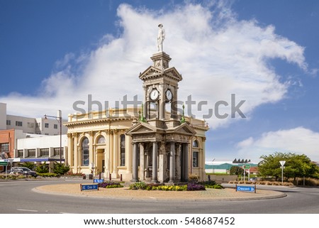 Bank Corner, Invercargill, Southland, New Zealand, the war memorial and old stone buildings in the centre of town. 