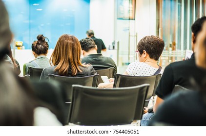 Bank Customers Are Sitting And Wait At The Queue Card, Backgrounds