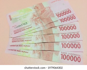 2,009 100 Rupiah Images, Stock Photos & Vectors | Shutterstock