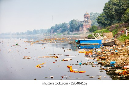Bank of Yamuna river near the Taj Mahal. India, Agra