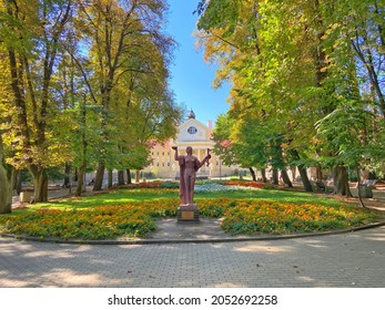 Bankya, Bulgaria - 5. October 2021: park Kestenite (Chestnut park), sculpture of goddess Hygieia and The Mineral Baths