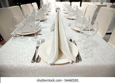 Banquet Table