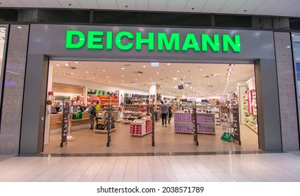 Dronning fattige depositum Deichmann Logo Images, Stock Photos & Vectors | Shutterstock