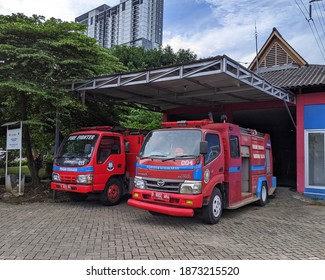 Banten, Indonesia. Desember, 2020. Fire Engine, Also Known In Some Places As A Fire Truck Or Fire Lorry, Is A Road Vehicle That Functions As A Firefighting Apparatus. 