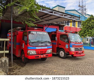 Banten, Indonesia. Desember, 2020. Fire Engine, Also Known In Some Places As A Fire Truck Or Fire Lorry, Is A Road Vehicle That Functions As A Firefighting Apparatus. 