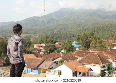 Banyumas, Indonesia - October 5, 2022 : A Photo Of An Asian Man Standing And Not Facing The Camera