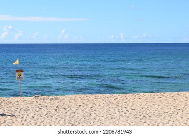 Banzai Pipeline Beach, Oahu, Hawaii