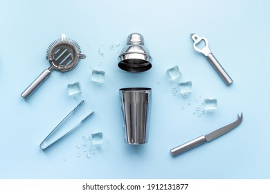 Bar tools and utensils for cocktail - with shaker, strainer and ice