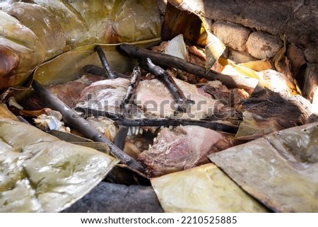 Barbacoa. Traditional dish from Mexico that consists of cooking the meat in its own juices or steamed with an ancient method in an oven dug into the ground. The type of meat depends on the region.