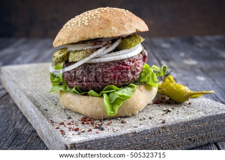 Barbecue Hamburger with Salad Leaf