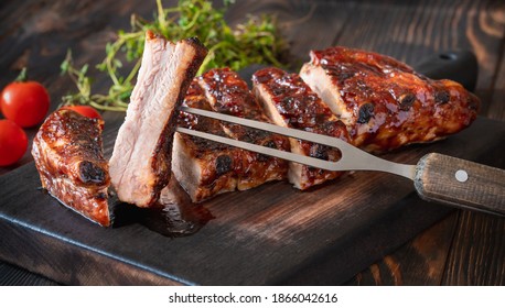 Barbecue Schweinefleisch Reserverrippen flach