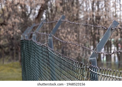 1,123 Spiky Fence Images, Stock Photos & Vectors | Shutterstock