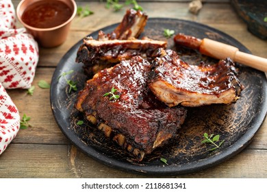 Barbeque Grilled Ribs With Bbq Sauce, Cole Slaw And Macaroni And Cheese