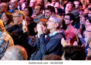 BARCELONA - APR 16: Crowd applauding in a concert at Luz de Gas club on April 16, 2015 in Barcelona, Spain.