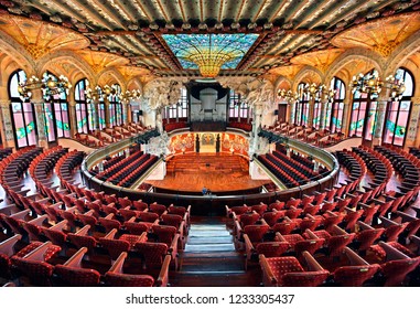 BARCELONA, CATALONIA, SPAIN - June 16, 2016
The central concert hall in the Palau de la Musica Catalana.