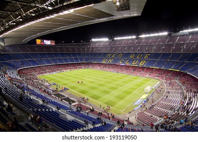 Camp Nou Fans Images Stock Photos Vectors Shutterstock