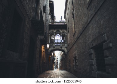 Barcelona Gothic Quarter, Carrer Del Bisbe