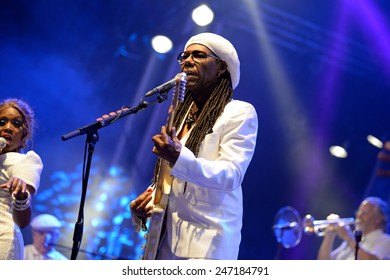 BARCELONA - JUN 14: Chic Featuring Nile Rodgers (band) Performs At Sonar Festival On June 14, 2014 In Barcelona, Spain.