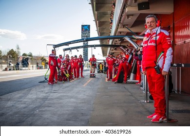 BARCELONA - MARCH 3: Mechanics of Ferrari F1 Team prepared for pit stop at Formula One Test Days at Catalunya circuit on March 3, 2016 in Barcelona, Spain.