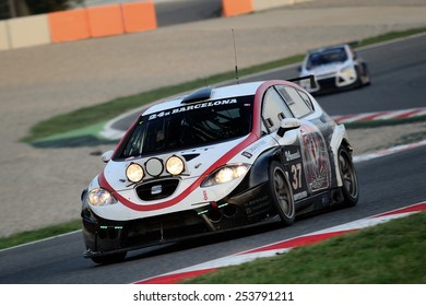 BARCELONA, SAPIN-SEP 7: Team Formed By Gijs Bessem, Harry Hilders And Marco Poland Races In A Seat Leon Supercopa In The 24 Hours Of Barcelona, At Catalunya Circuit, On Sep 7, 2014 In Barcelona, Spain