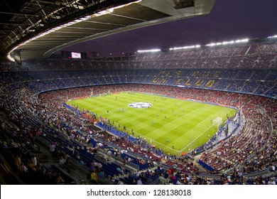 BARCELONA - SEPTEMBER 13: Panoramic View Of Camp Nou Stadium Before The Champions League Match Between FC Barcelona And AC Milan, Final Score 2 - 2, On September 13, 2011, In Barcelona, Spain.