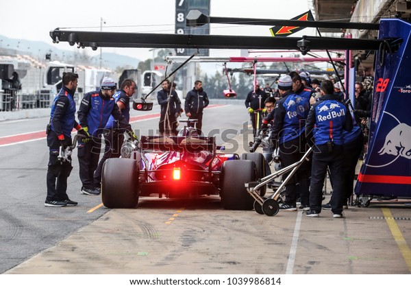 Barcelona, Spain. February 26/March 1,\
2018. F1 test for season 2018. Pierre Gasly, Toro\
Rosso.