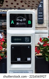 Barcelona, Spain - October 3, 2022: Battery Charging Station For Cars In Diagonal Avenue, A Shopping Street Of Barcelona, Catalonia, Spain 