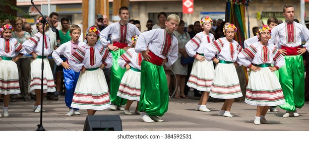 BARCELONA, SPAIN - SEPTEMBER 06, 2015: Ensemble Of Folk Singing And Dancing Performing On Stage At The Day Of Ukrainian Culture, Catalonia.