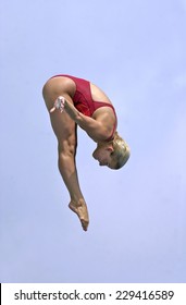 BARCELONA, SPAIN-JULY 14, 2003: italian diver Tania Cagnotto in action during the final of the Swimming World Championship, in Barcelona.   