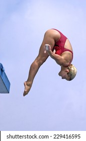 BARCELONA, SPAIN-JULY 14, 2003: Italian Diver Tania Cagnotto In Action During The Final Of The Swimming World Championship, In Barcelona.   