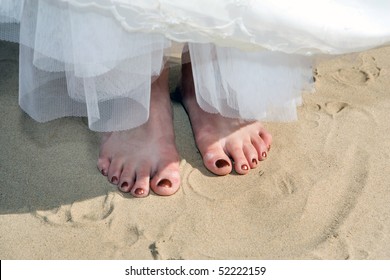 barefoot bride on the beach, summer time
