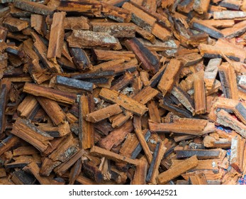 The bark of plants from the rainforests of South America, called 'cat's claw' (uña de gato) is an herb that is attributed to medicinal properties. The Indians of Amazon believed that it prolongs life. - Shutterstock ID 1690442521