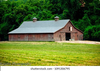 Barn In Chesterfield Valley Missouri