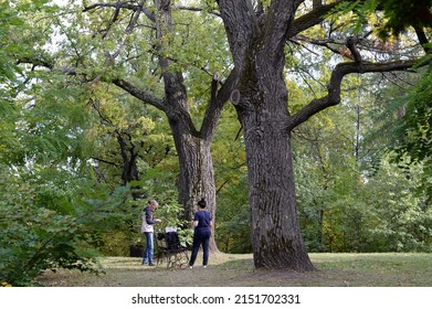 BARNAUL, RUSSIA - SEPTEMBER 17, 2021:People Walk On The Territory Of The Lisavenko Siberian Horticulture Research Institute Of The Siberian Branch Of The Russian Academy Of Agricultural Sciences