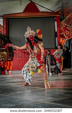 Barong Bali is one of the many varieties of balinese performing arts, barong is a traditional balinese dance characterized by a mask and body costume that can be worn by one or two people to dance it