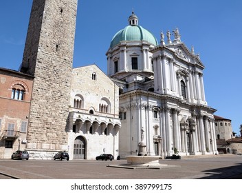 602 Duomo nuovo Images, Stock Photos & Vectors | Shutterstock
