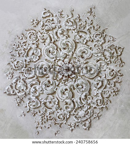 Baroque ornament circle
