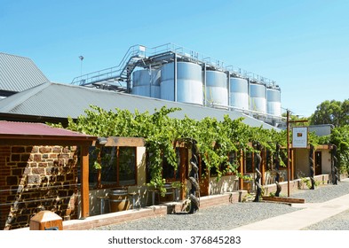 BAROSSA VALLEY, AUSTRALIA - JANUARY 5, 2016: St Hallett Winery, Established 1944, In The Barossa Valley, South Australia, Visitor Center. 