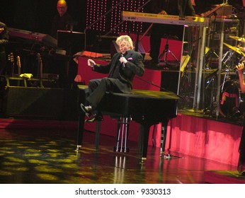 Barry Manilow