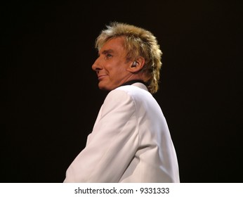 Barry Manilow