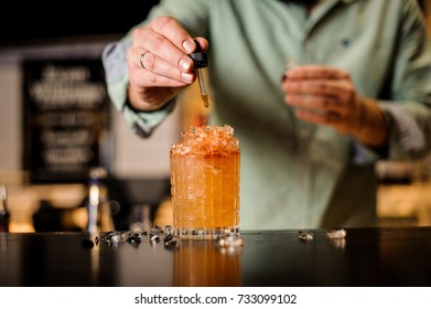 Bartender Adds A Bitter To The Summer Orange Cocktail