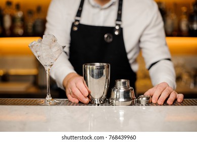 cocktail bartender apron